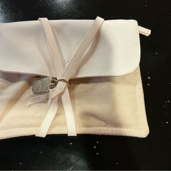 Chloe Parfum Soft Ivory Canvas and Leather Cosmetic Bag W/ Signature Lock Charm. - Picture 1 of 8